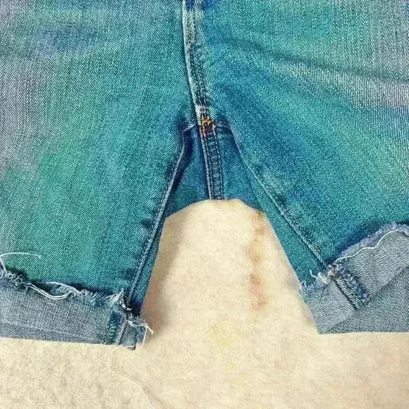 LOFT 5.5" Inseam Relaxed Fit Boyfriend Bermuda Denim Shorts Mid Wash Women 6 - Picture 5 of 9